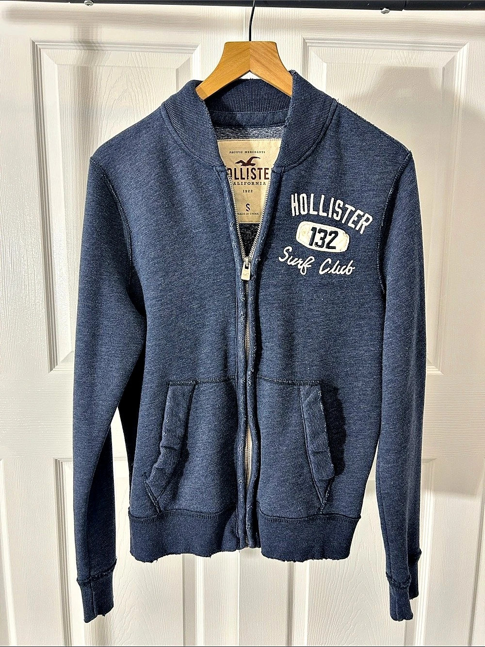 Hollister Surf Club 1922 Full-Zip Sweater Blue Small Like New